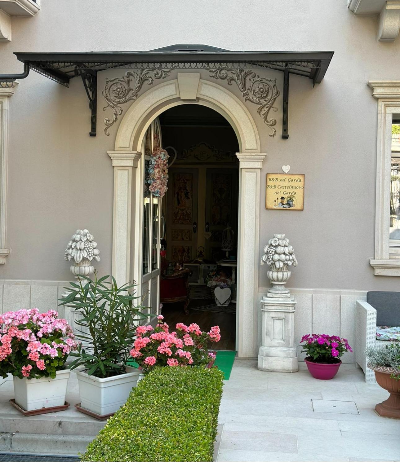 B&B Sul Garda 卡斯特努沃德加尔达 外观 照片