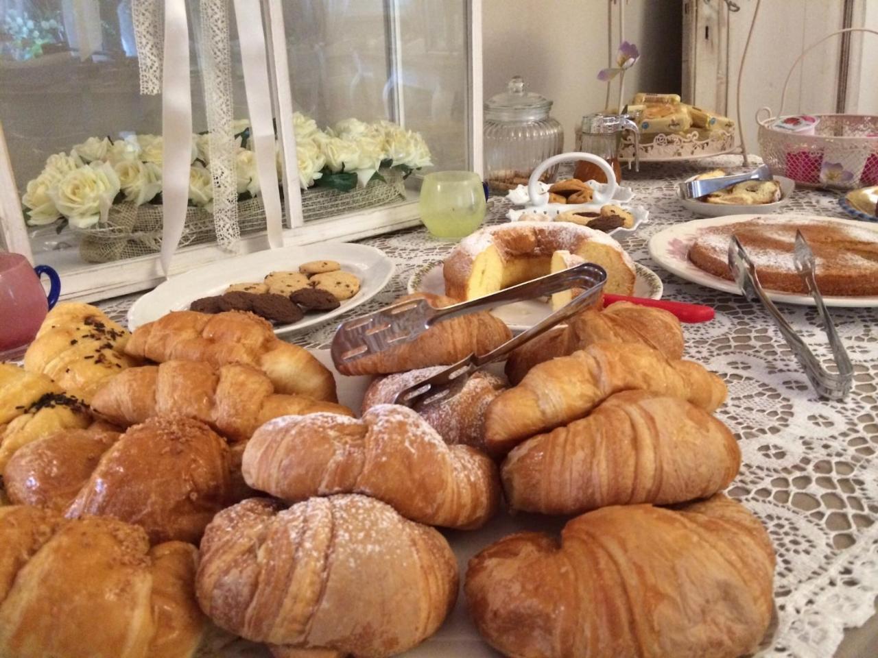 B&B Sul Garda 卡斯特努沃德加尔达 外观 照片